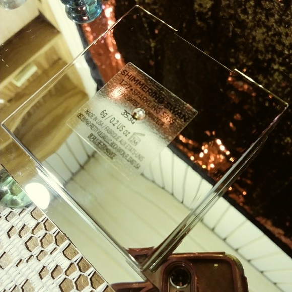 Pretty Vulgar sparkling Sass highlighter - Picture 2 of 3